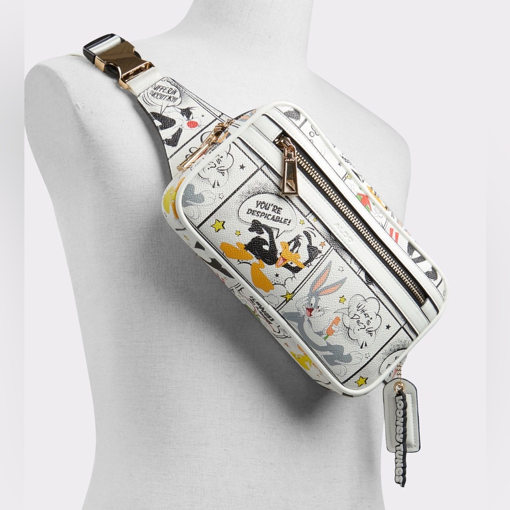 LOONEY TUNES FANNY PACK - NWT